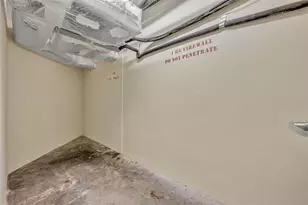 2305 Edgewater Dr, Orlando, FL 32804 - Photo 27