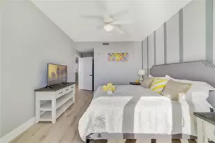 13427 Blue Heron Beach Dr, Orlando, FL 32821 - Photo 5