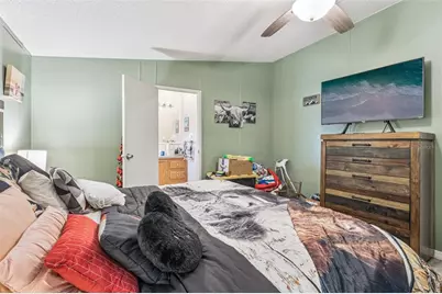 4 Cayman Circle, Umatilla, FL 32784 - Photo 9