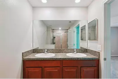 9754 Pembrooke Pines Drive, Sun City Center, FL 33573 - Photo 23