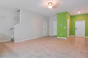 9754 Pembrooke Pines Dr, Sun City Center, FL 33573 - Photo 5