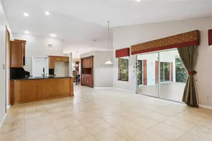 2615 Gilsom Ct, Orlando, FL 32835 - Photo 13