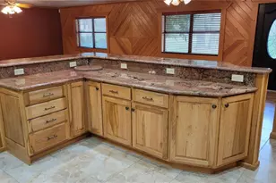 1412 Cr 482N, Lake Panasoffkee, FL 33538 - Photo 5