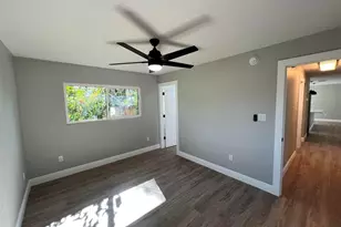 3180 Bellevue St, Sarasota, FL 34237 - Photo 11