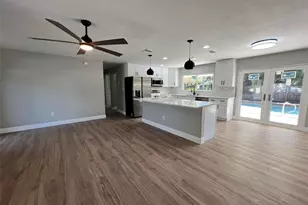 3180 Bellevue St, Sarasota, FL 34237 - Photo 3