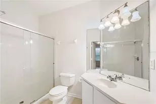 3332 Robert Trent Jones Dr, Orlando, FL 32835 - Photo 9