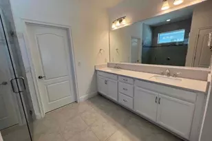 3201 Crispin Cir, Saint Cloud, FL 34773 - Photo 9