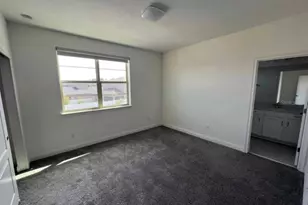 3201 Crispin Cir, Saint Cloud, FL 34773 - Photo 13