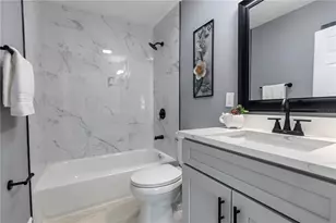 1102 E Voorhis Ave, Deland, FL 32724 - Photo 7