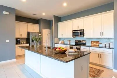 2702 Scarborough Court, Kissimmee, FL 34744 - Photo 5