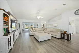 2926 Meadowood Ln, Sebring, FL 33875 - Photo 7