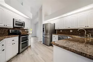 7044 Summit Cir, Winter Haven, FL 33884 - Photo 7