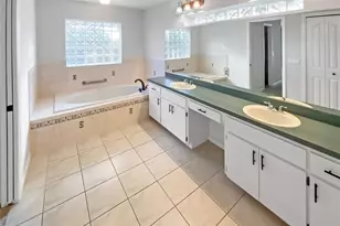 3227 W Lantana Dr, Beverly Hills, FL 34465 - Photo 9