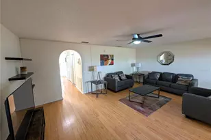 4656 Ashburn Square Dr, Tampa, FL 33610 - Photo 7