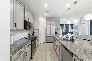 751 Campo Ln, Davenport, FL 33837 - Photo 17