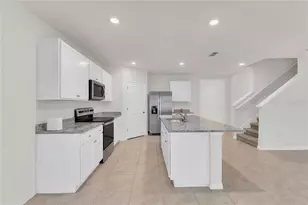 641 Talisi Loop, Saint Cloud, FL 34771 - Photo 5