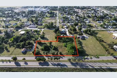 3550 S Grimsley Court, Fort Myers, FL 33916 - Photo 3