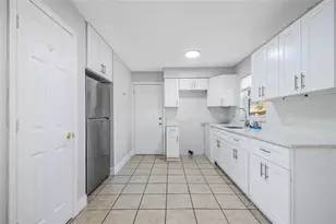 21 E Celeste St, Apopka, FL 32703 - Photo 9