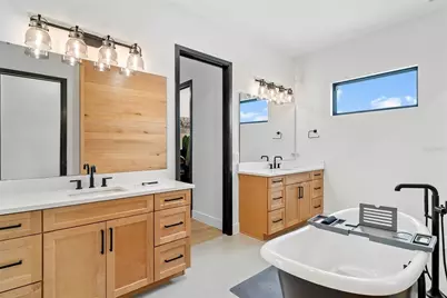 4428 E Shirley Shores Road, Tavares, FL 32778 - Photo 25