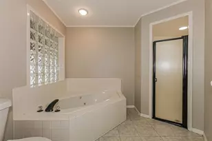 7519 Floral Cir E, Lakeland, FL 33810 - Photo 15