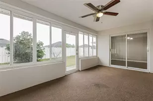 7519 Floral Cir E, Lakeland, FL 33810 - Photo 11