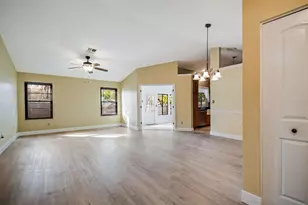 1606 Prairie Lake Blvd, Ocoee, FL 34761 - Photo 5