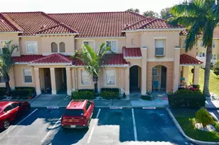 5300 Paradise Cay Cir, Kissimmee, FL 34746 - Photo 3