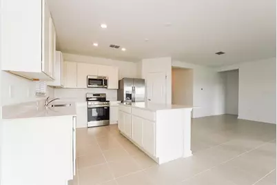 406 Puma Loop, Groveland, FL 34736 - Photo 3