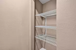 917 Mack Ave, Orlando, FL 32805 - Photo 13