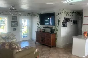 18566 Van Nuys Cir, Port Charlotte, FL 33948 - Photo 9