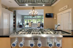 2523 Bayfront Pkwy, Orlando, FL 32806 - Photo 7