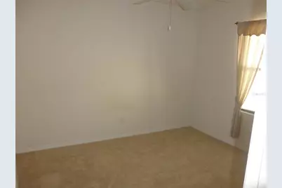 9301 Venezia Plantation Drive, Orlando, FL 32829 - Photo 11