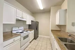 430 Southern Pecan Cir, Winter Garden, FL 34787 - Photo 5