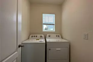 2151 Tay Wes Dr, Saint Cloud, FL 34771 - Photo 7