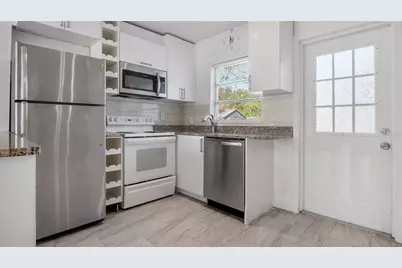 306 E 119th Avenue, Tampa, FL 33612 - Photo 7