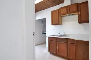 306 E 119th Ave, Tampa, FL 33612 - Photo 17