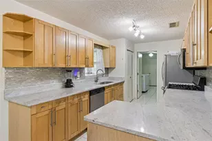 8975 Cypresswood Dr, Lake Wales, FL 33898 - Photo 7