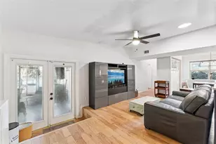 9825 Lake Georgia Dr, Orlando, FL 32817 - Photo 5