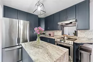 9825 Lake Georgia Dr, Orlando, FL 32817 - Photo 13