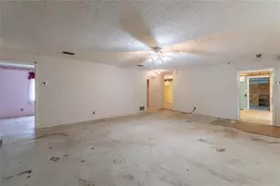 346 Azalea St, Deland, FL 32720 - Photo 7