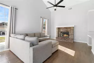 1573 Errol Pkwy, Apopka, FL 32712 - Photo 3