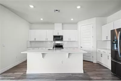 8599 Bridgeport Bay Circle, Mount Dora, FL 32757 - Photo 7