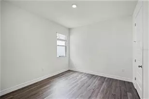 8599 Bridgeport Bay Cir, Mount Dora, FL 32757 - Photo 21