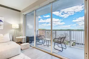 13415 Blue Heron Beach Dr, Orlando, FL 32821 - Photo 3