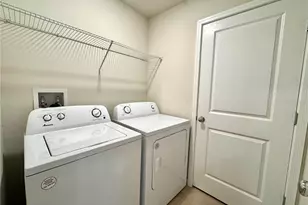 10904 Leafshore Loop, Orlando, FL 32829 - Photo 13