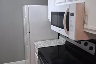 2561 Grassy Point Dr, Lake Mary, FL 32746 - Photo 9