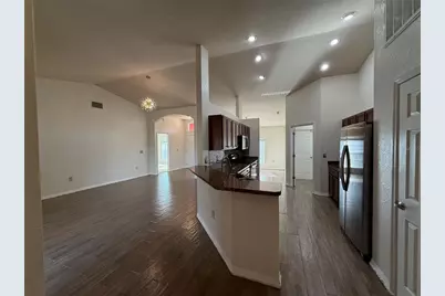 318 Highland Meadows Drive, Davenport, FL 33837 - Photo 11