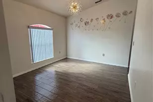 318 Highland Meadows Dr, Davenport, FL 33837 - Photo 3