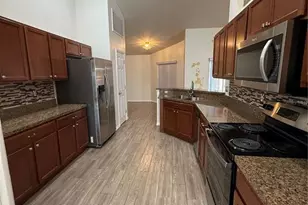 318 Highland Meadows Dr, Davenport, FL 33837 - Photo 13