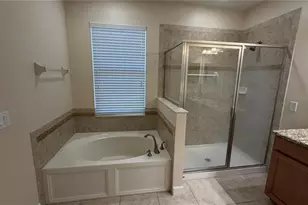 1020 Glenraven Ln, Clermont, FL 34711 - Photo 11